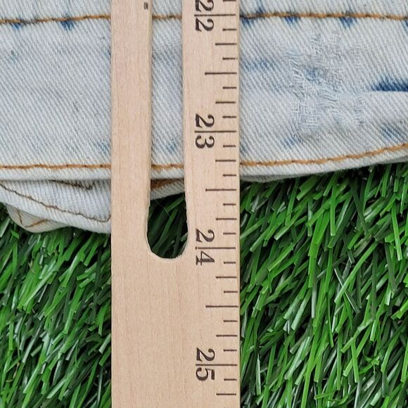 Pop-Art Denim Jacket Womens Medium 19x23 Faded Light-Wash - Picture 10 of 14